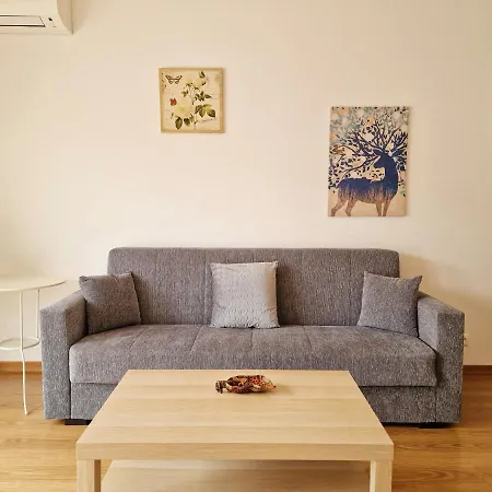 Near Parque Nacoes דירה ליסבון