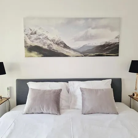 דירה Near Parque Nacoes ליסבון