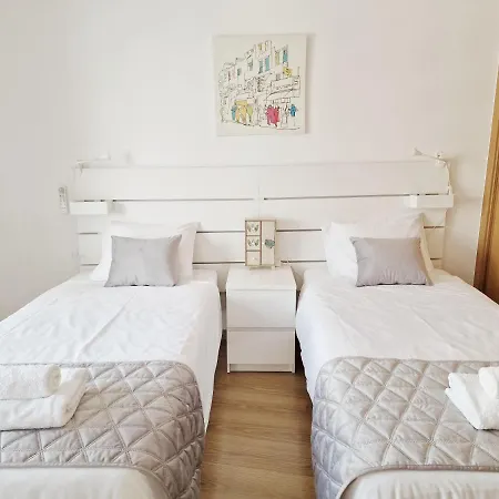 Near Parque Nacoes *