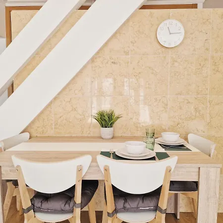 Near Parque Nacoes Lejlighed *