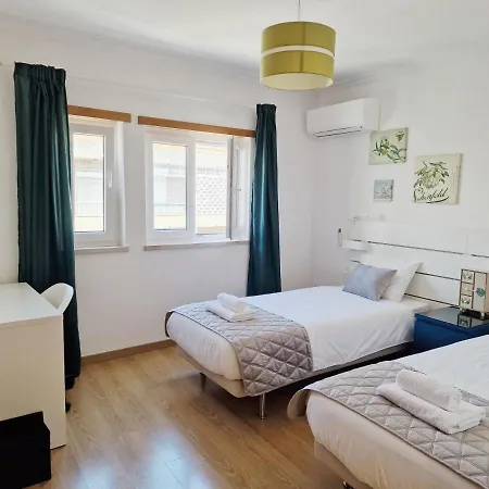 Near Parque Nacoes * Lisboa